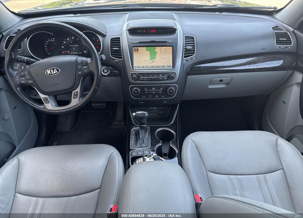 2014 KIA SORENTO VIN: 5XYKWDA74EG544240