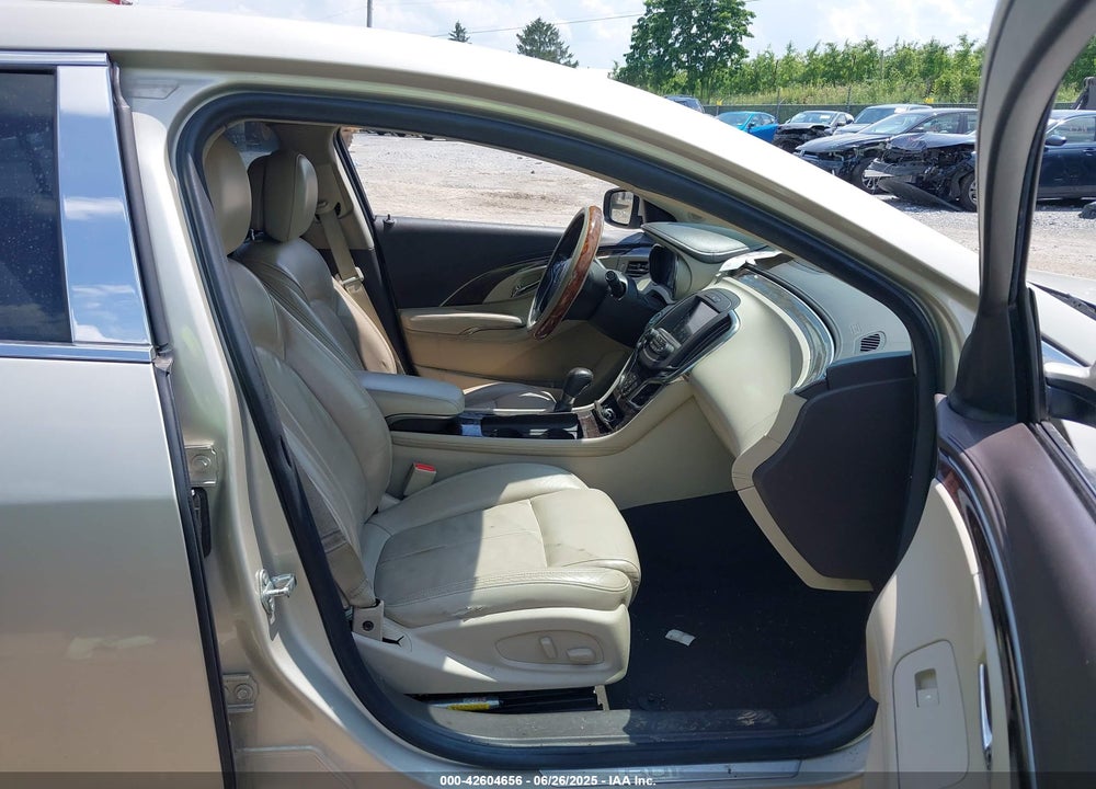 2014 BUICK LACROSSE VIN: 1G4GB5GR2EF285584