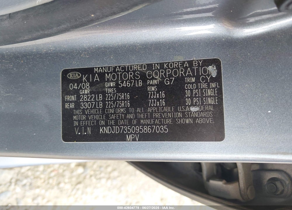 2009 KIA SORENTO LX VIN: KNDJD735095867035