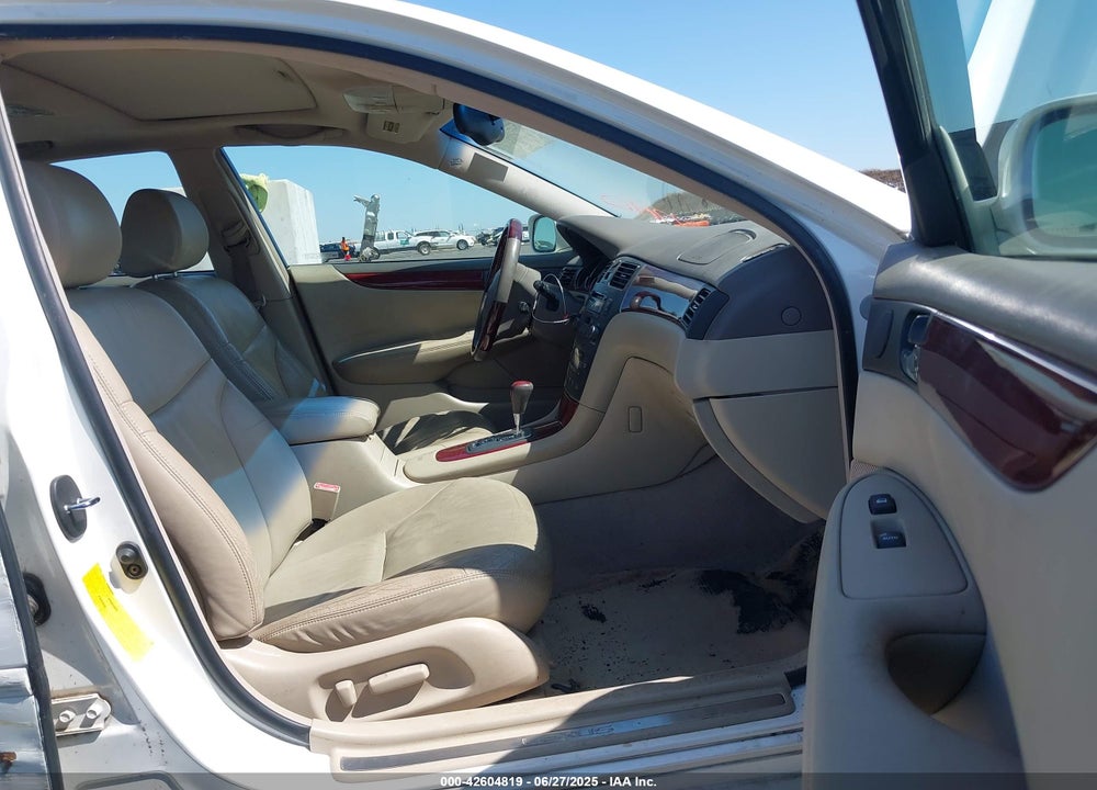 2003 LEXUS ES 300 VIN: JTHBF30G636000607