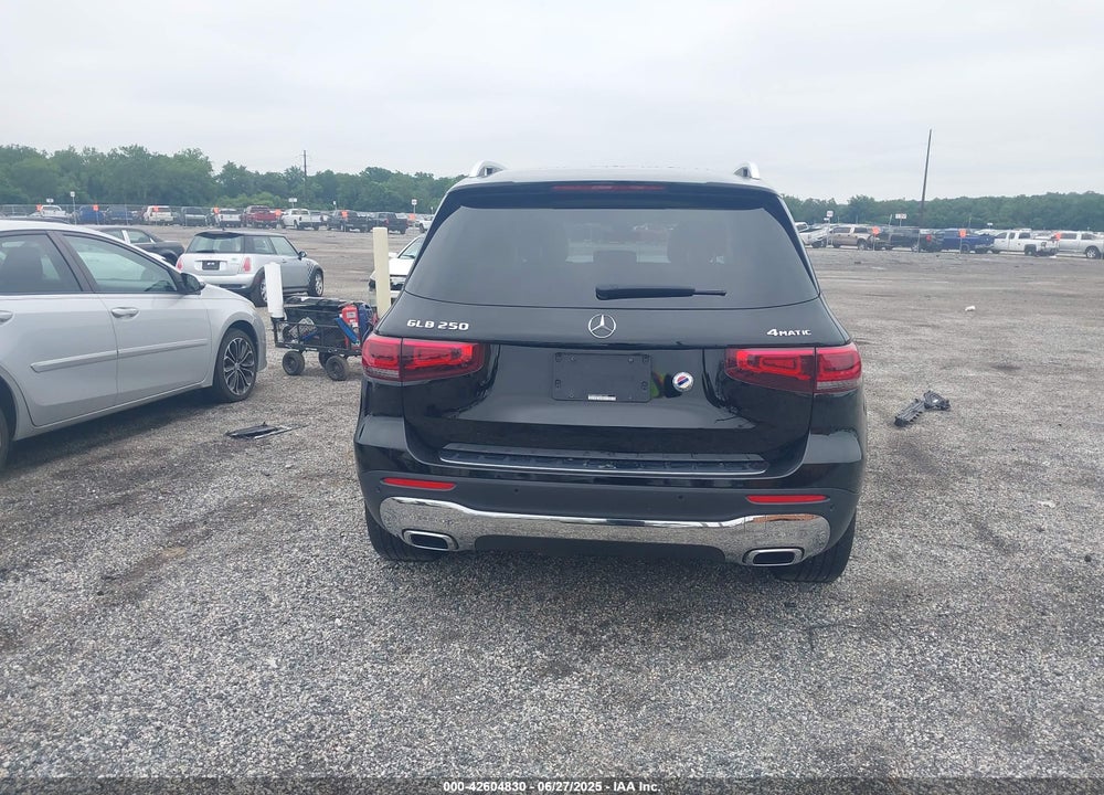 2021 MERCEDES-BENZ GLB-CLASS VIN: W1N4M4HB1MW107430