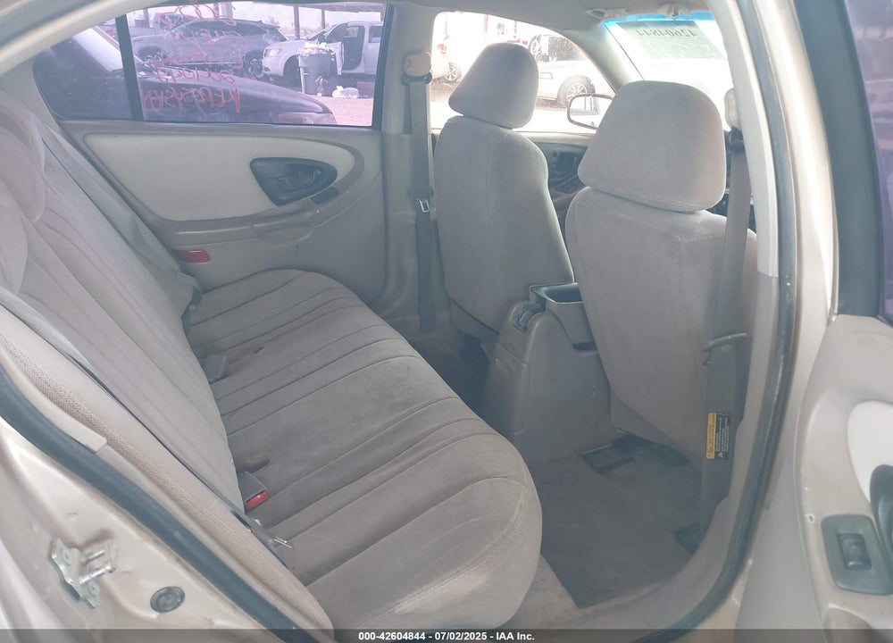 2005 CHEVROLET CLASSIC VIN: 1G1ND52F25M204042