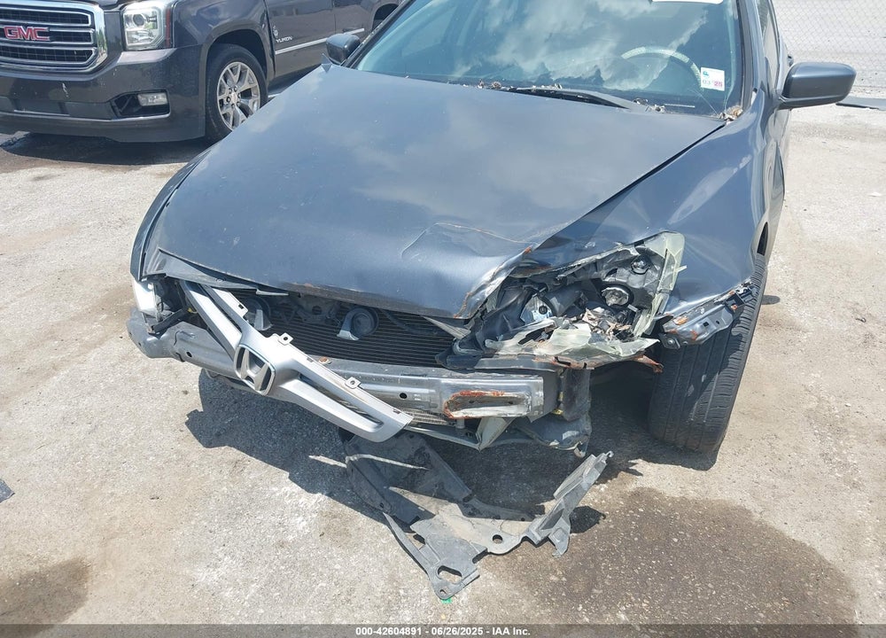 2004 HONDA ACCORD 2.4 LX VIN: 3HGCM56354G705590