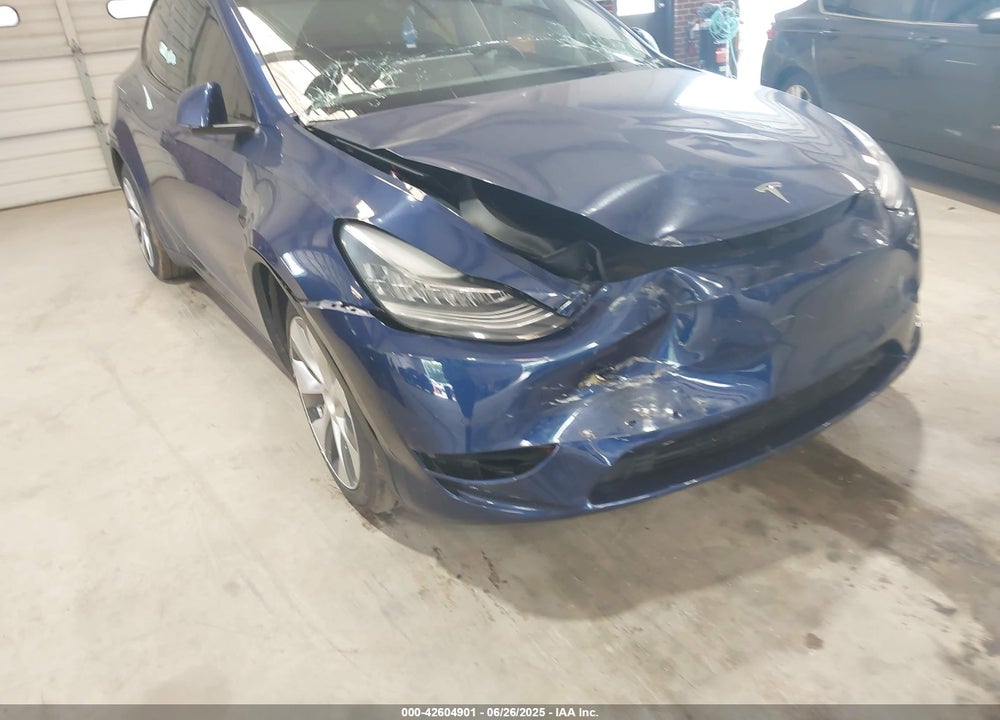 2021 TESLA MODEL Y LONG RANGE DUAL MOTOR ALL-WHEEL DRIVE VIN: 5YJYGDEE6MF233835