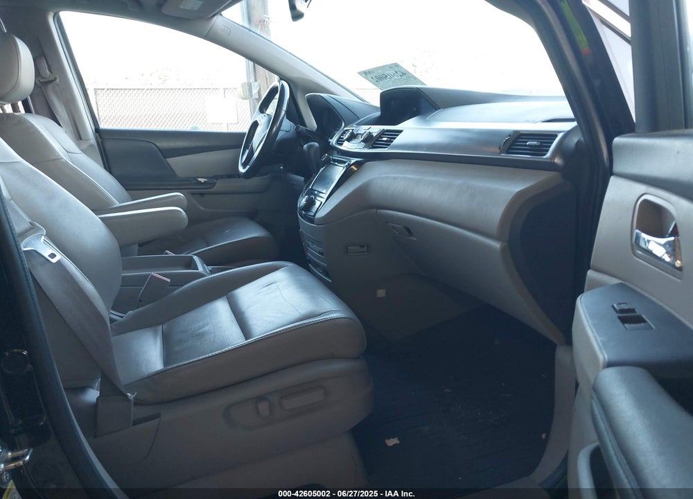 2014 HONDA ODYSSEY EX-L VIN: 5FNRL5H60EB130907