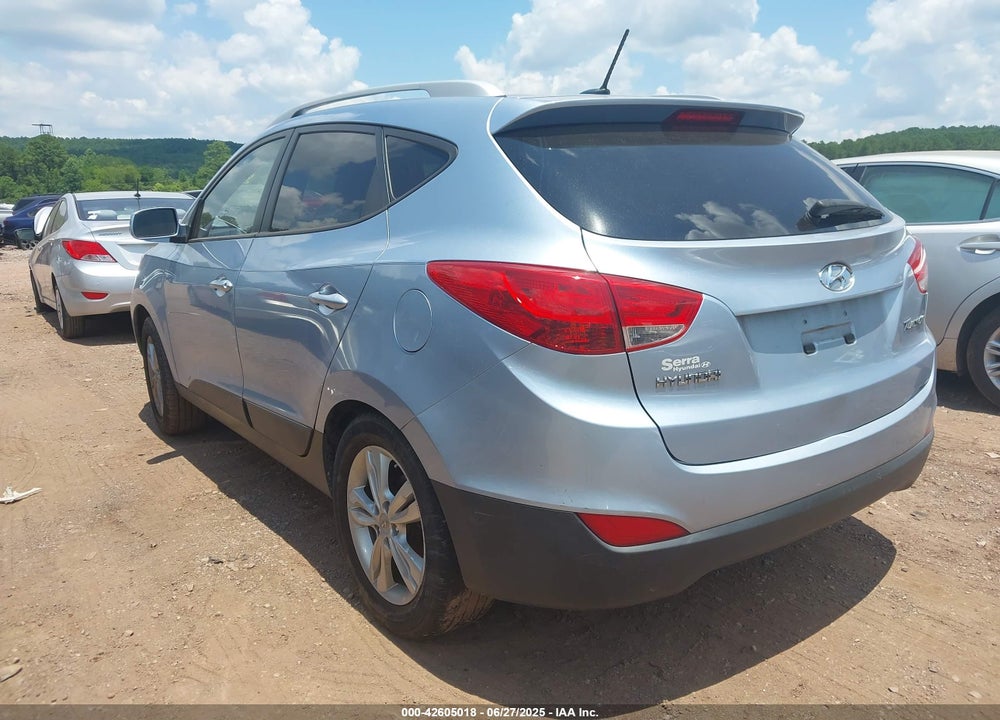 2011 HYUNDAI TUCSON VIN: KM8JU3AC0BU229269