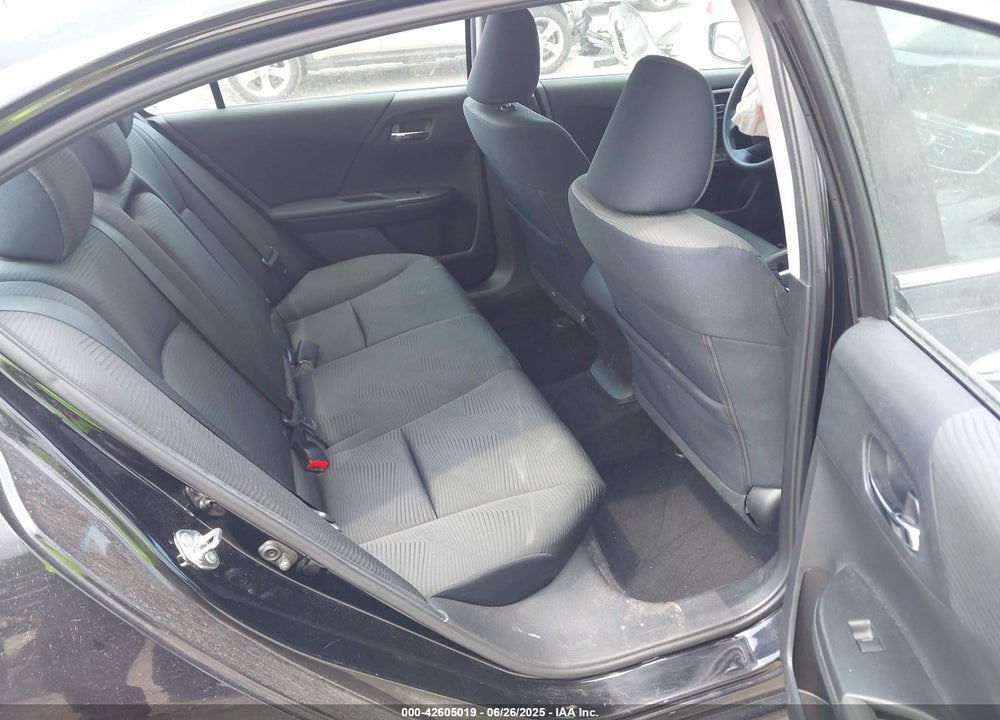 2015 HONDA ACCORD VIN: 1HGCR2F33FA178084