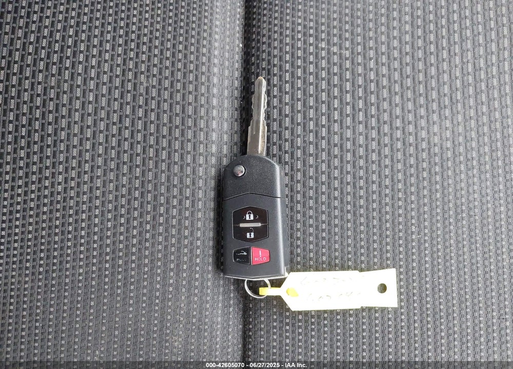 2012 MAZDA 3 VIN: JM1BL1V83C1602040