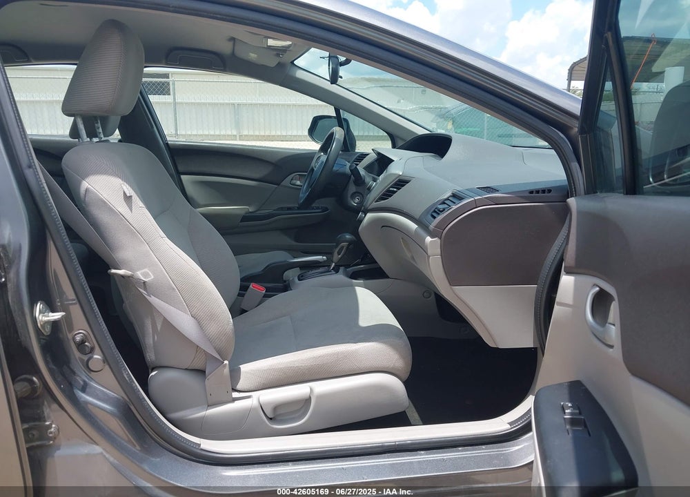 2012 HONDA CIVIC VIN: 2HGFB2F56CH586353