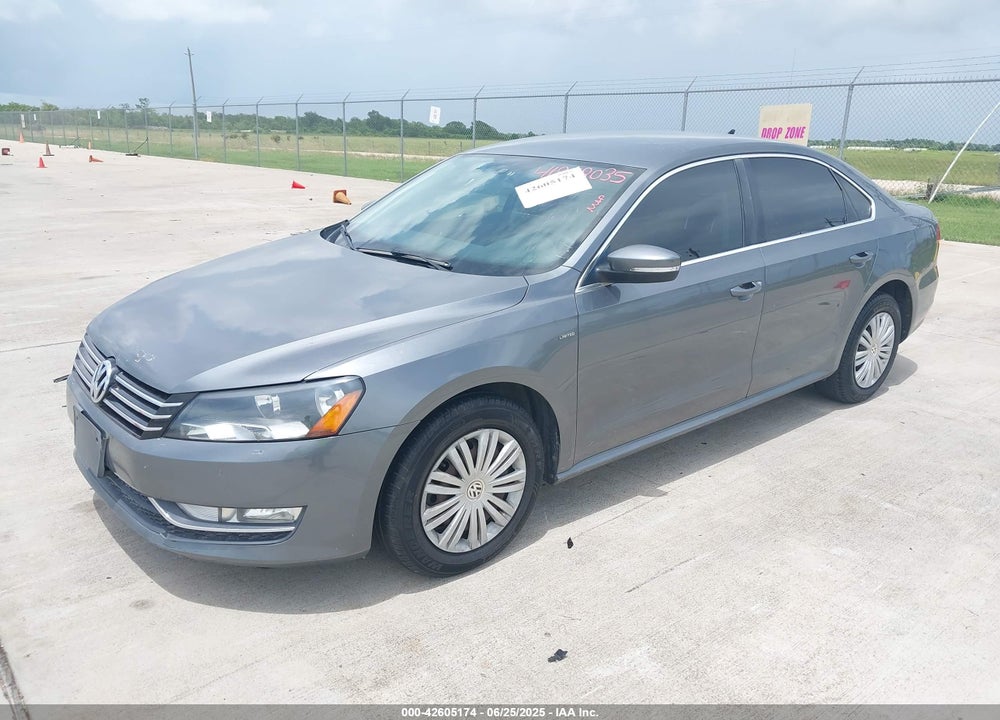 2015 VOLKSWAGEN PASSAT VIN: 1VWAT7A3XFC115934