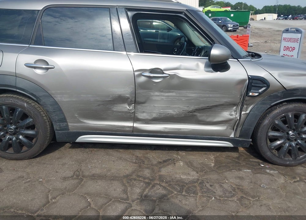 2017 MINI COOPER COUNTRYMAN VIN: WMZYS7C39H3E06769