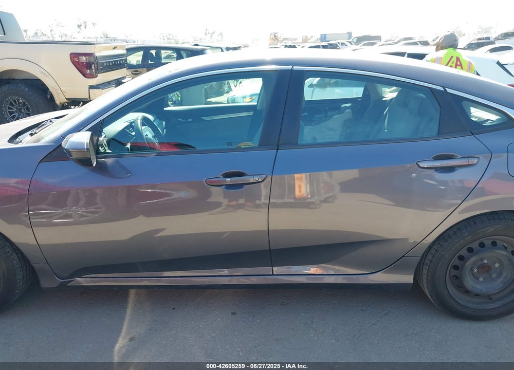 2018 HONDA CIVIC LX VIN: 2HGFC2F52JH522675