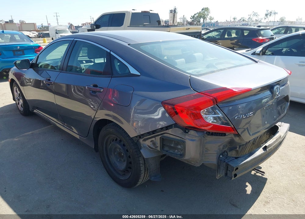2018 HONDA CIVIC LX VIN: 2HGFC2F52JH522675