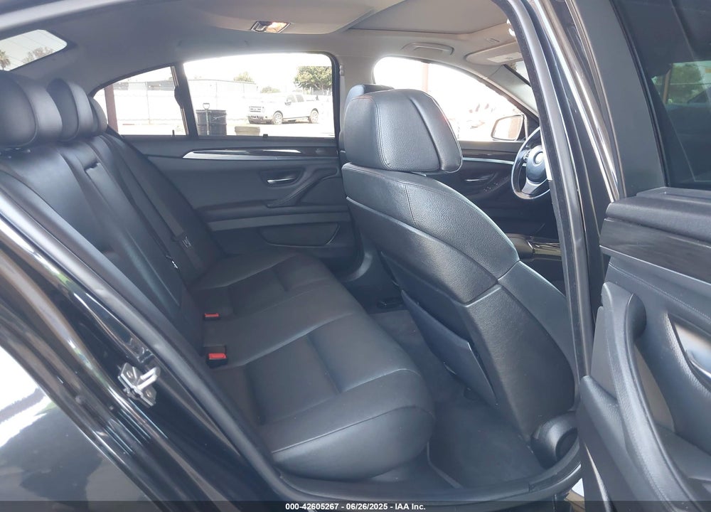 2011 BMW 5 SERIES VIN: WBAFR1C59BC745602