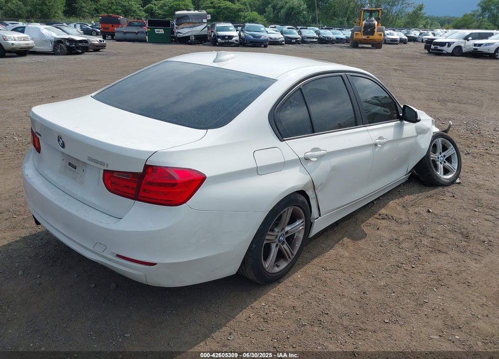 2014 BMW 3 SERIES VIN: WBA3B5C51EP541050