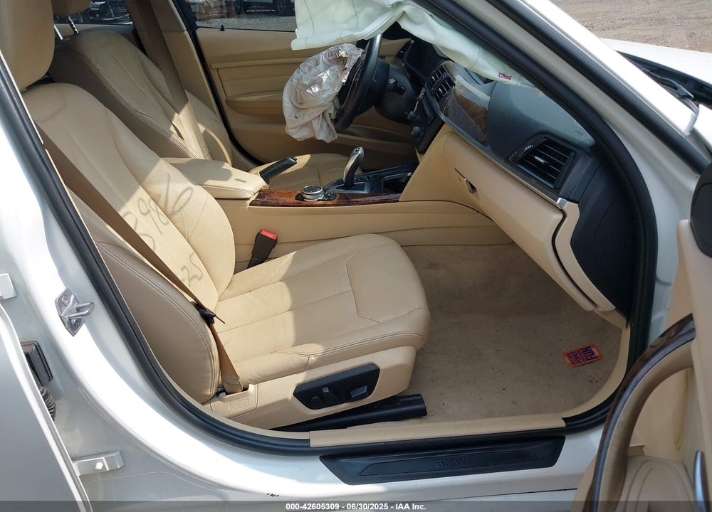 2014 BMW 3 SERIES VIN: WBA3B5C51EP541050
