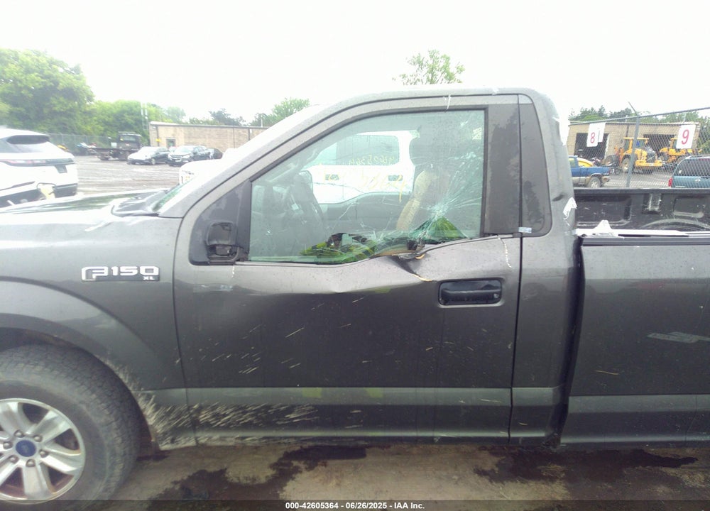 2017 FORD F150 VIN: 1FTMF1C83HKC95554