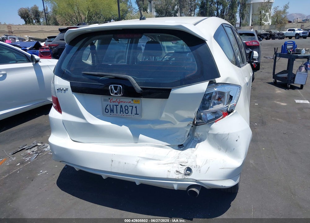 2012 HONDA FIT SPORT VIN: JHMGE8H53CC037768