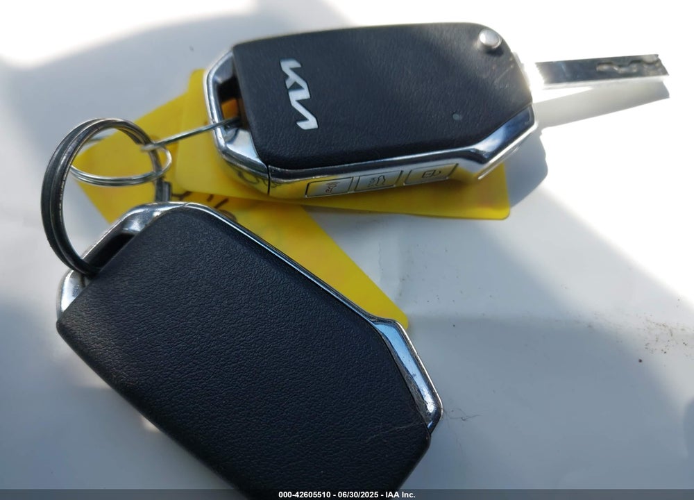 2023 KIA FORTE VIN: 3KPF24AD3PE632067