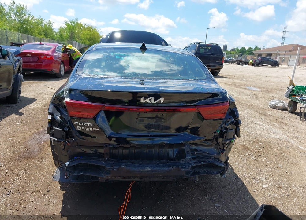 2023 KIA FORTE VIN: 3KPF24AD3PE632067