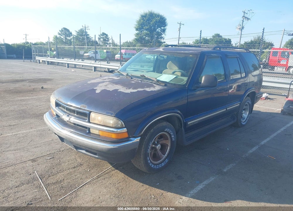 1998 CHEVROLET BLAZER LT VIN: 1GNCS13W6W2265944