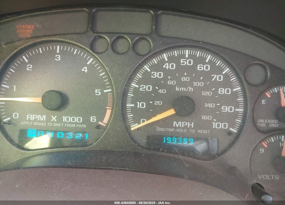 1998 CHEVROLET BLAZER LT VIN: 1GNCS13W6W2265944