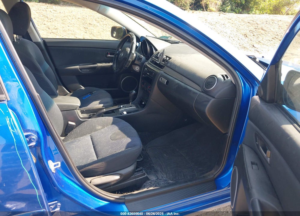 2006 MAZDA 3 VIN: JM1BK143961428052