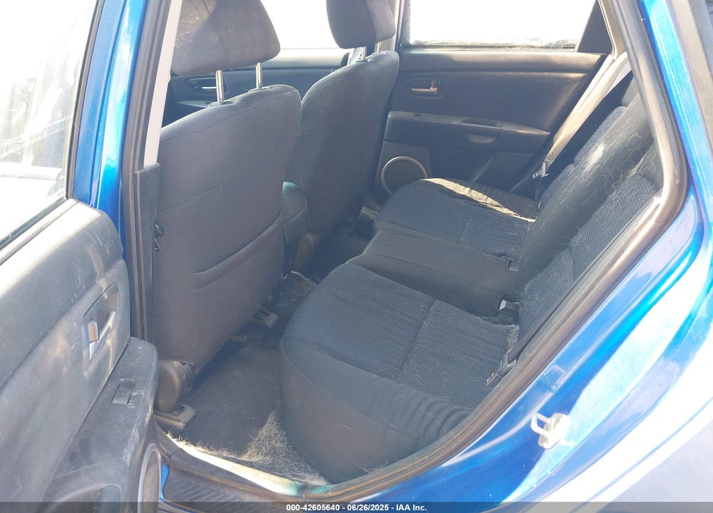 2006 MAZDA 3 VIN: JM1BK143961428052