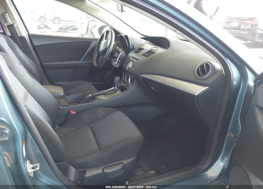 2010 MAZDA 3 VIN: JM1BL1SG6A1141389