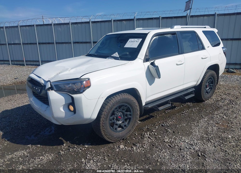 2018 TOYOTA 4RUNNER SR5 PREMIUM VIN: JTEZU5JR5J5176368