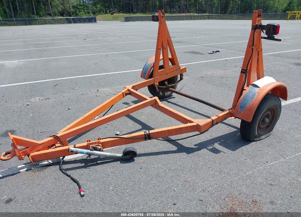2000 LAMCO MFG & DISTR CO LEMCO TRAILER VIN: 1L9SS0914YP042098