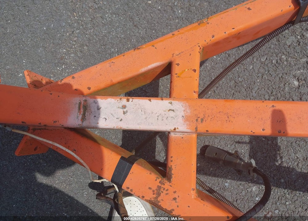 1993 LAMCO MFG & DISTR CO NTTL TRAILER VIN: 1L9SS0915PP042044