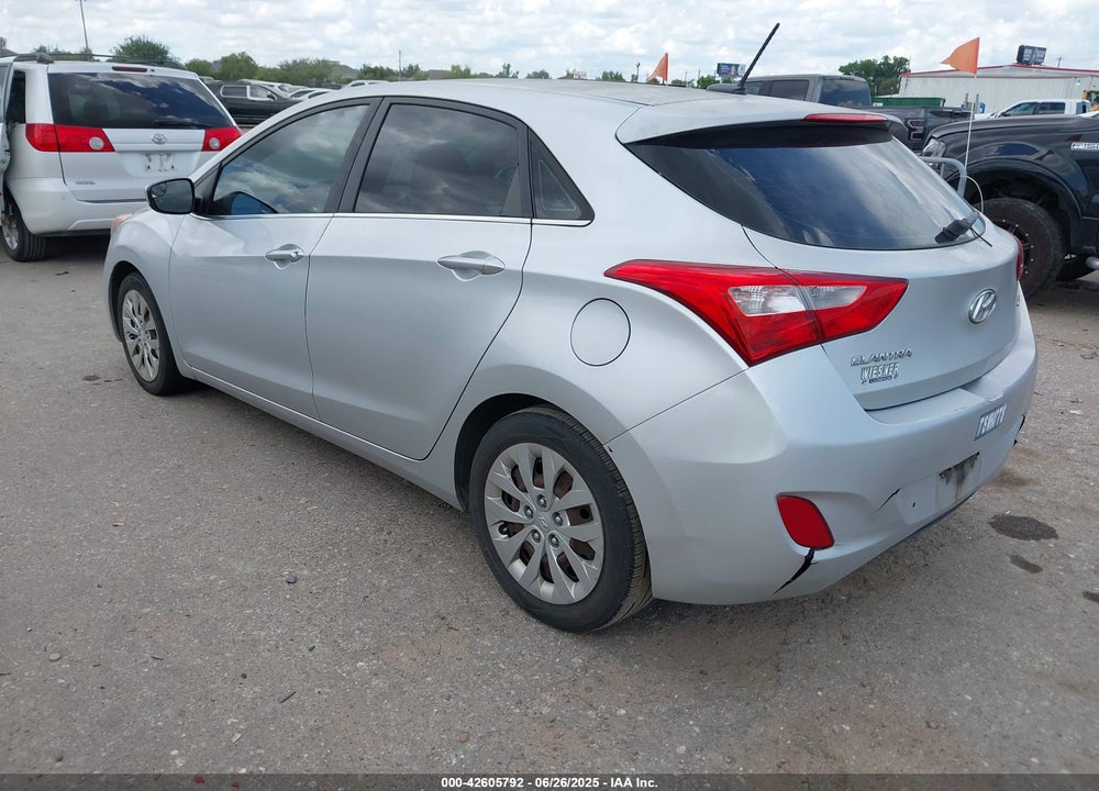 2016 HYUNDAI ELANTRA GT VIN: KMHD35LH8GU270101