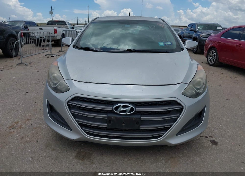 2016 HYUNDAI ELANTRA GT VIN: KMHD35LH8GU270101