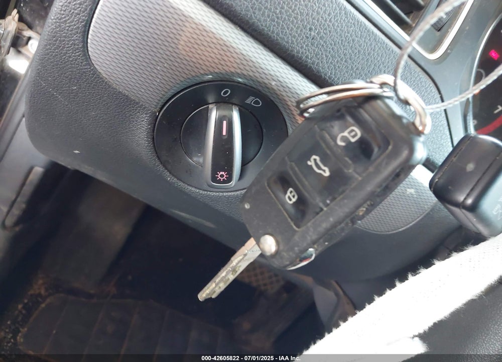 2017 VOLKSWAGEN JETTA VIN: 3VWDB7AJ6HM306864