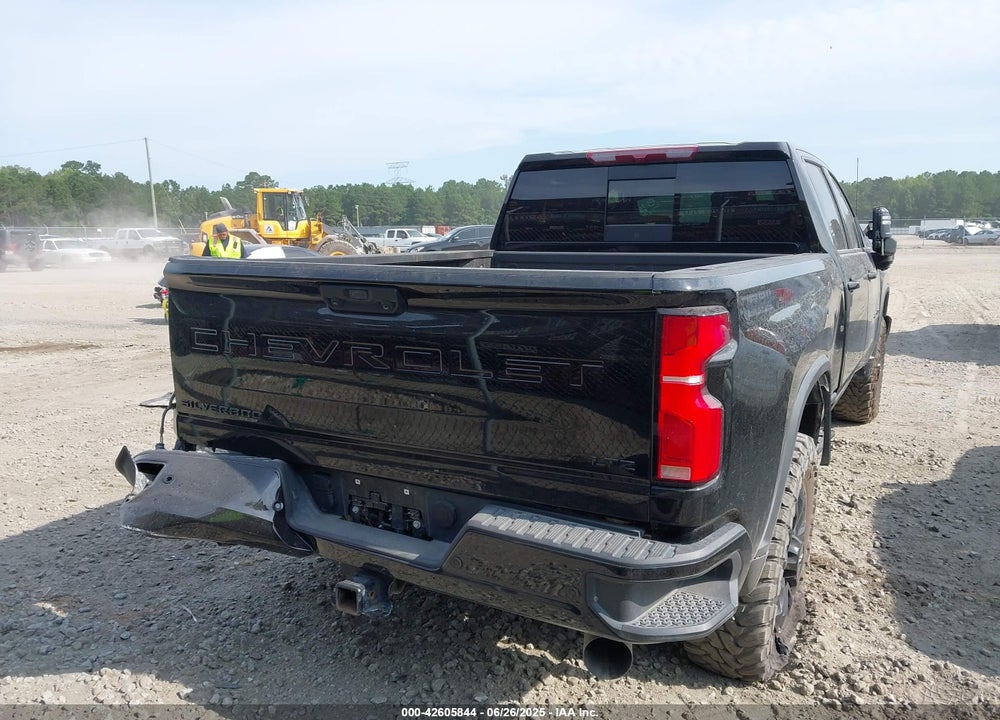 2025 CHEVROLET SILVERADO 2500HD 4WD STANDARD BED LTZ VIN: 2GC4KPEY0S1120729