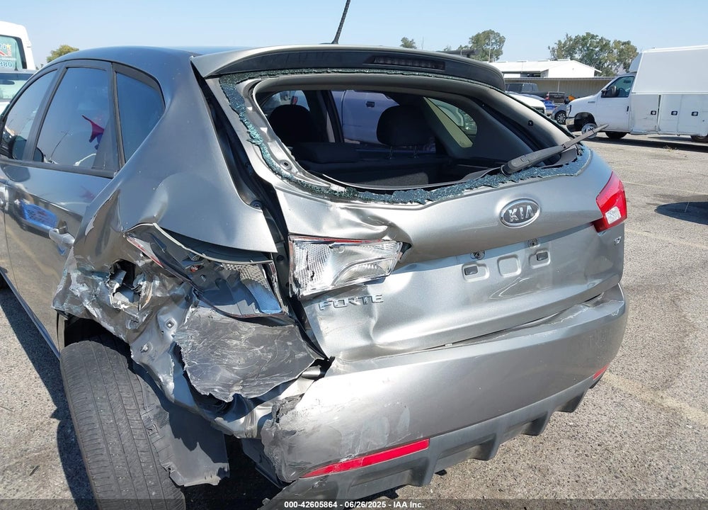2012 KIA FORTE VIN: KNAFU5A26C5558967