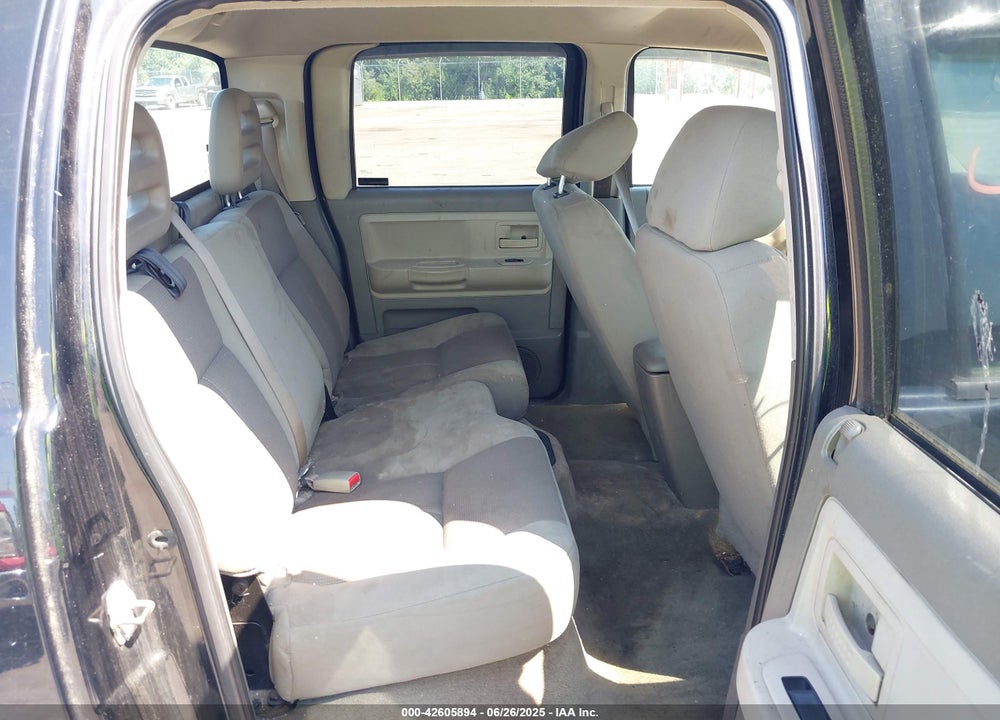 2005 DODGE DAKOTA SLT VIN: 1D7HW48N05S119919