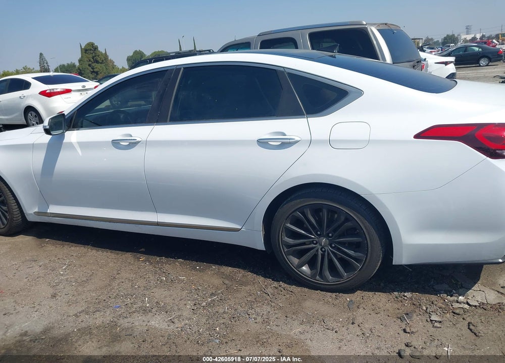2015 HYUNDAI GENESIS VIN: KMHGN4JE5FU018699