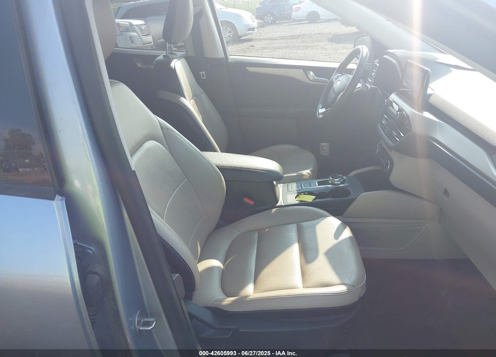 2022 FORD ESCAPE VIN: 1FMCU9H96NUB71906