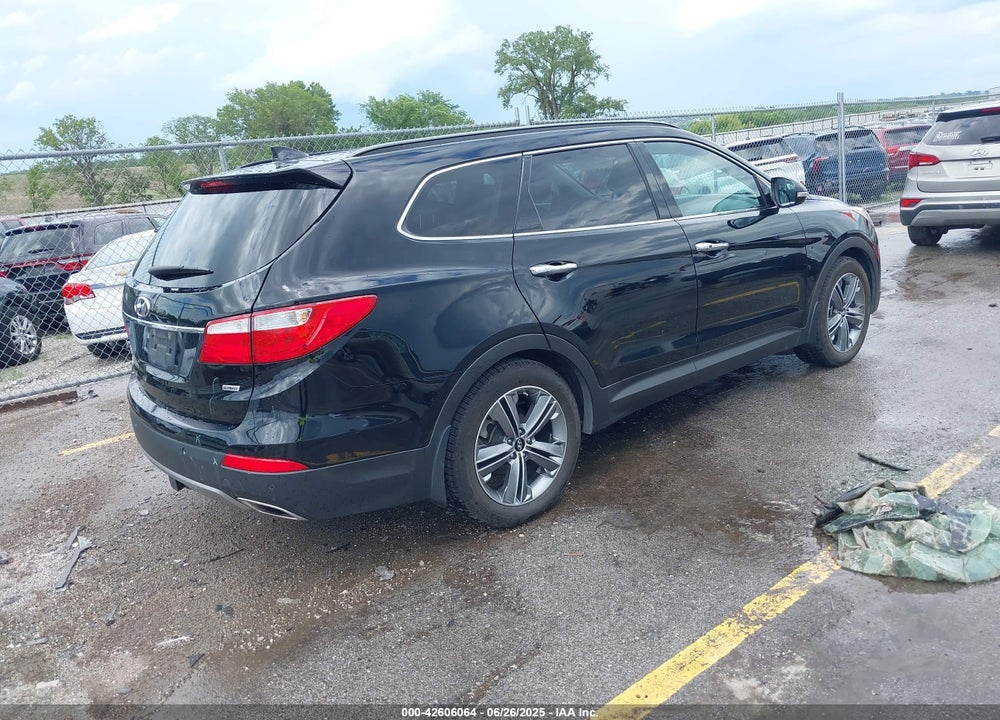 2015 HYUNDAI SANTA FE VIN: KM8SR4HF0FU120618