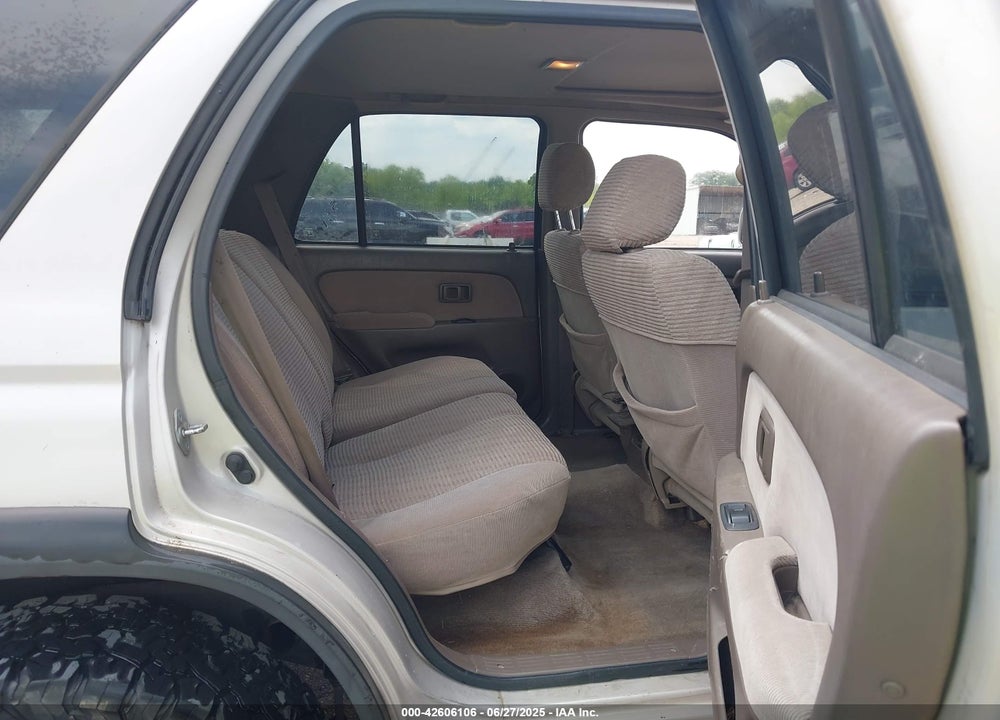 1996 TOYOTA 4RUNNER SR5 VIN: JT3HN86R6T0026524