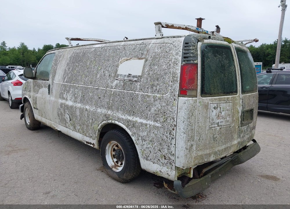 1998 GMC SAVANA STANDARD VIN: 1GTFG15W9W1009131