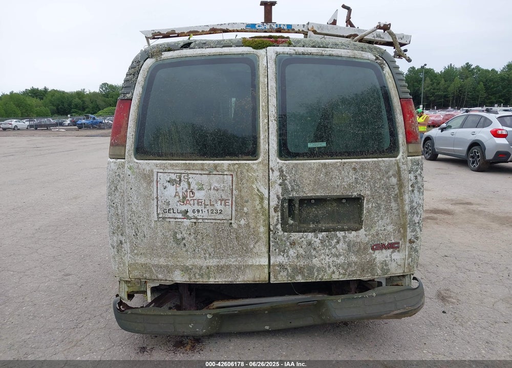 1998 GMC SAVANA STANDARD VIN: 1GTFG15W9W1009131