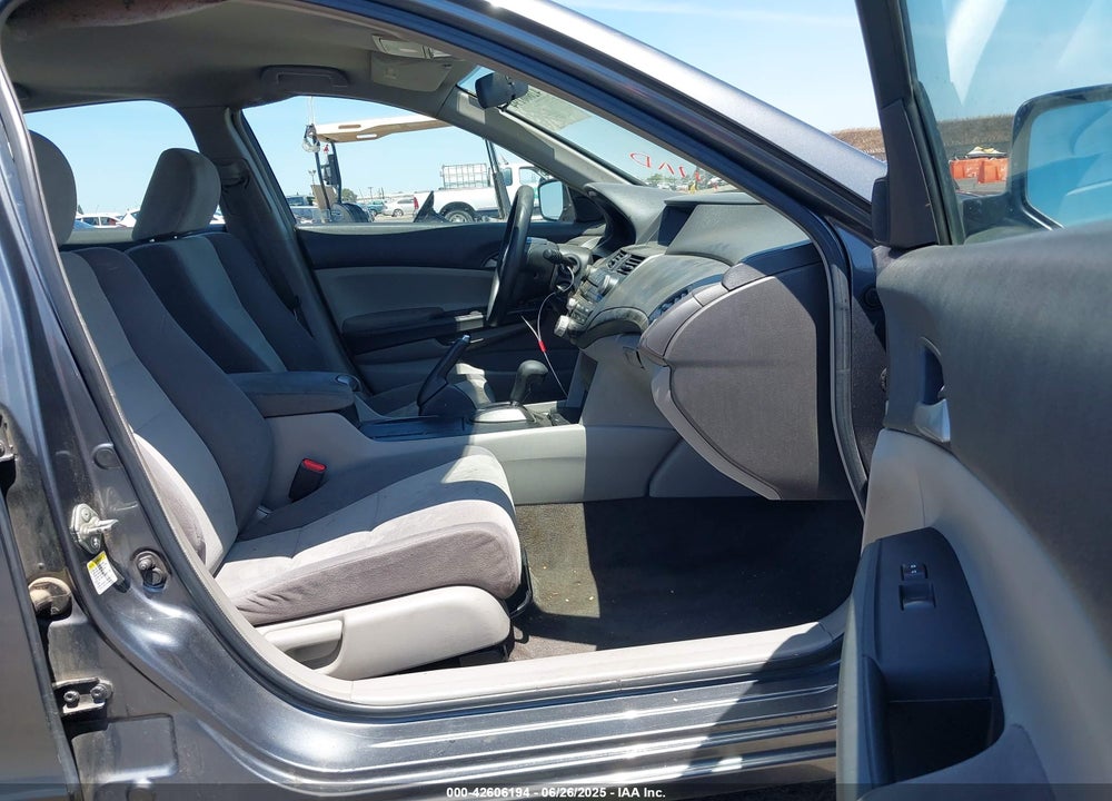 2008 HONDA ACCORD VIN: 1HGCP26378A091264