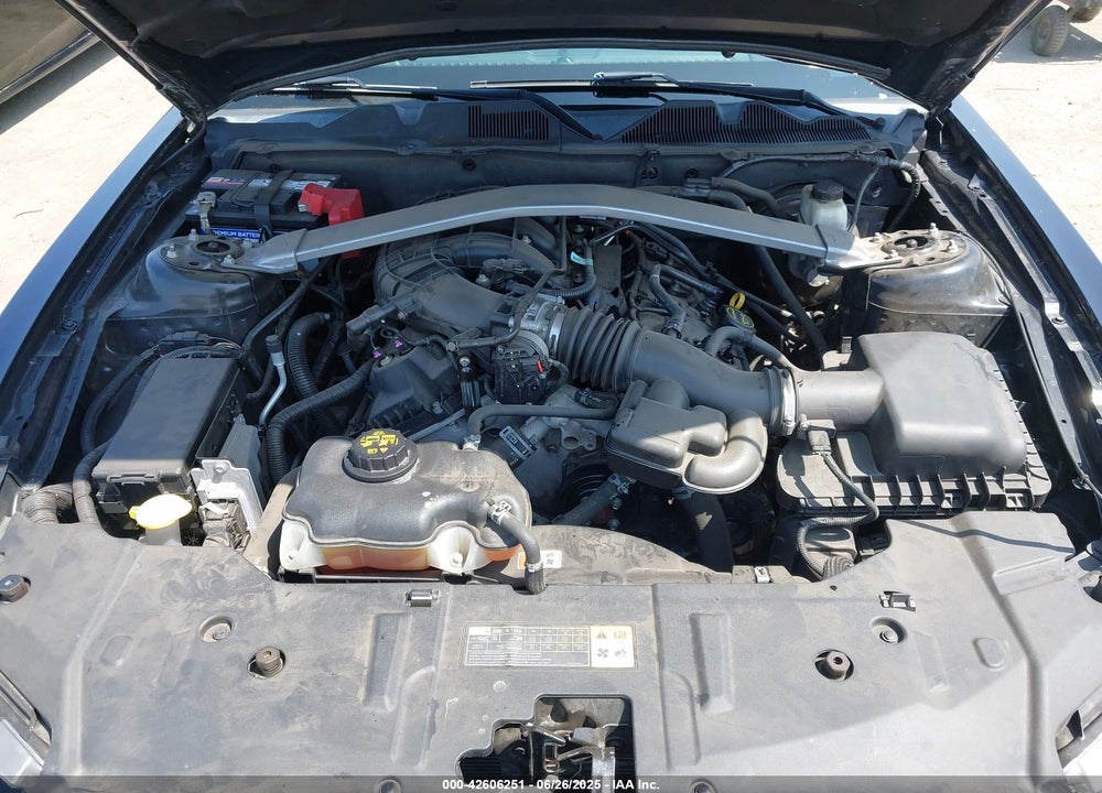 2014 FORD MUSTANG VIN: 1ZVBP8EM0E5275146