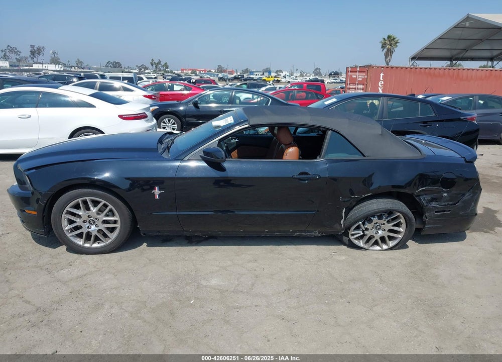 2014 FORD MUSTANG VIN: 1ZVBP8EM0E5275146