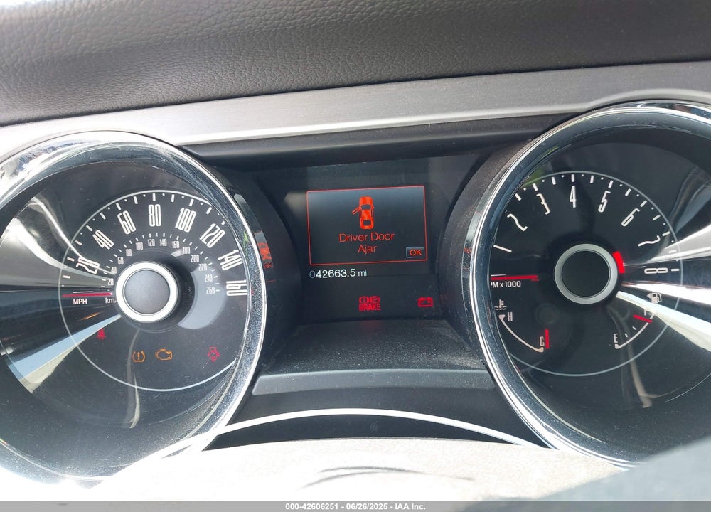 2014 FORD MUSTANG VIN: 1ZVBP8EM0E5275146