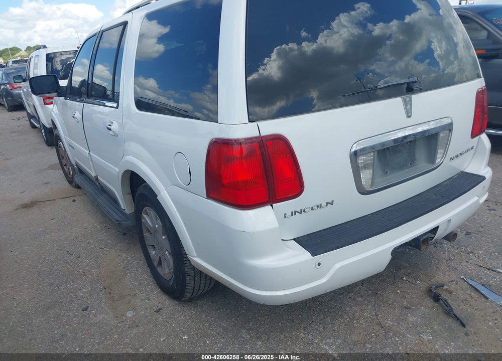 2004 LINCOLN NAVIGATOR VIN: 5LMFU27R14LJ35208