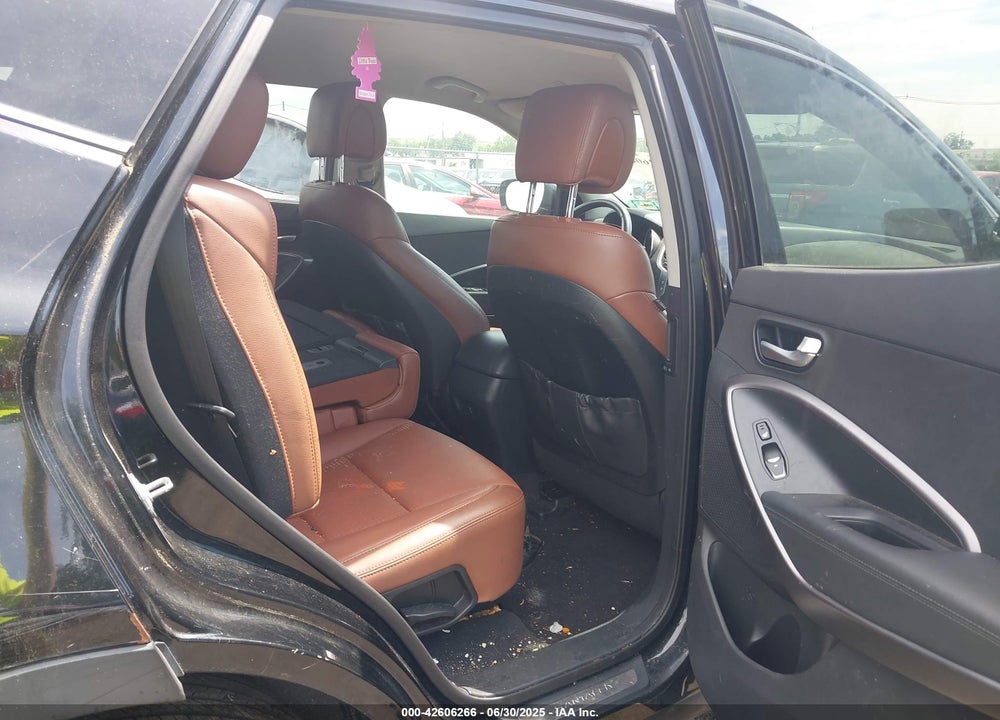 2013 HYUNDAI SANTA FE VIN: 5XYZUDLA2DG090856